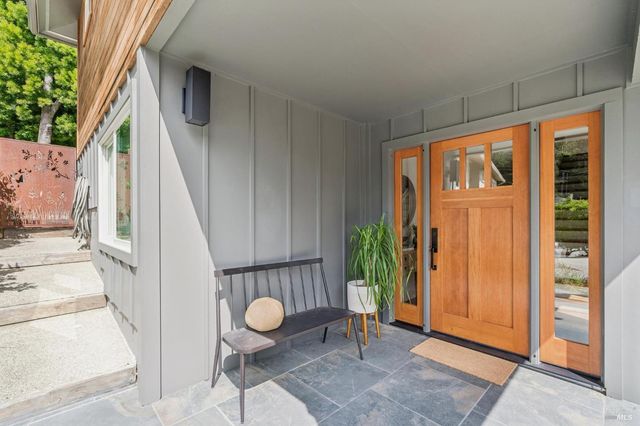 320 Montford Ave, Mill Valley, CA 94941