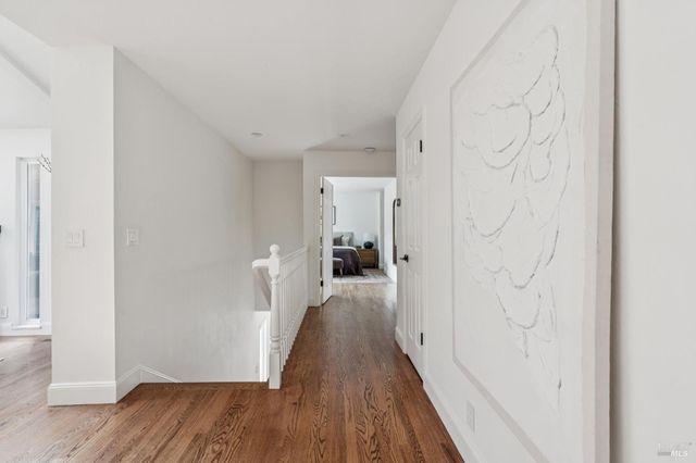 320 Montford Ave, Mill Valley, CA 94941