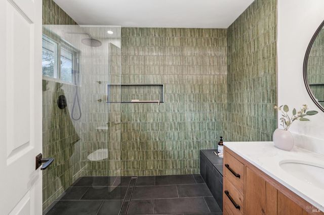 320 Montford Ave, Mill Valley, CA 94941