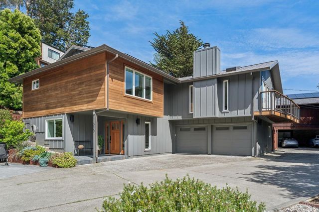 320 Montford Ave, Mill Valley, CA 94941