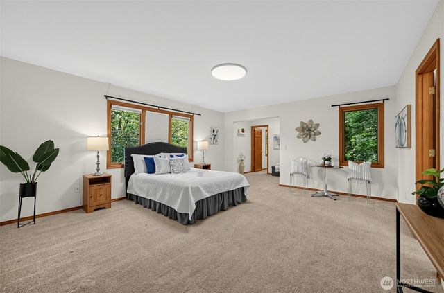 17909 163rd Avenue NE, Woodinville, WA 98072