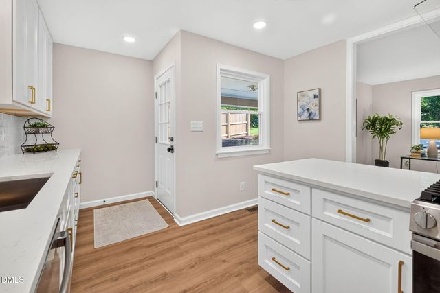 906 Griffis Street, Cary, NC 27511