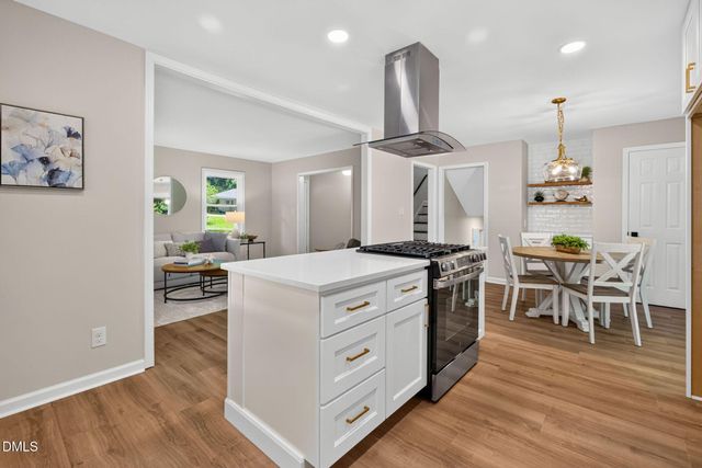 906 Griffis Street, Cary, NC 27511