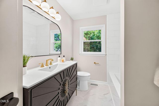 906 Griffis Street, Cary, NC 27511