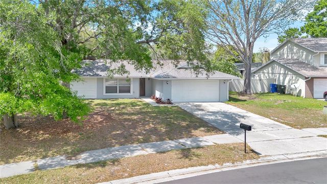 1050 DISHMAN LOOP, Oviedo, FL 32765