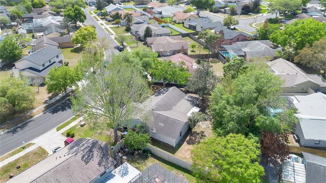 1050 DISHMAN LOOP, Oviedo, FL 32765