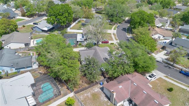 1050 DISHMAN LOOP, Oviedo, FL 32765