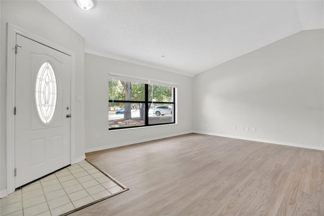 1050 DISHMAN LOOP, Oviedo, FL 32765