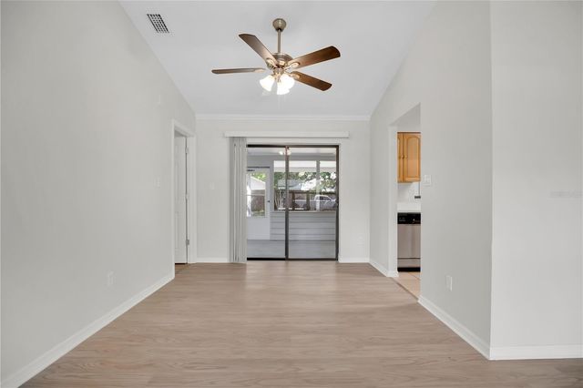 1050 DISHMAN LOOP, Oviedo, FL 32765