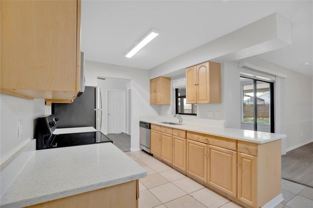 1050 DISHMAN LOOP, Oviedo, FL 32765