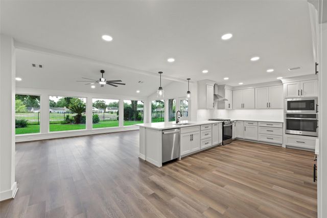 3914 Point Clear Drive, Missouri City, TX 77459