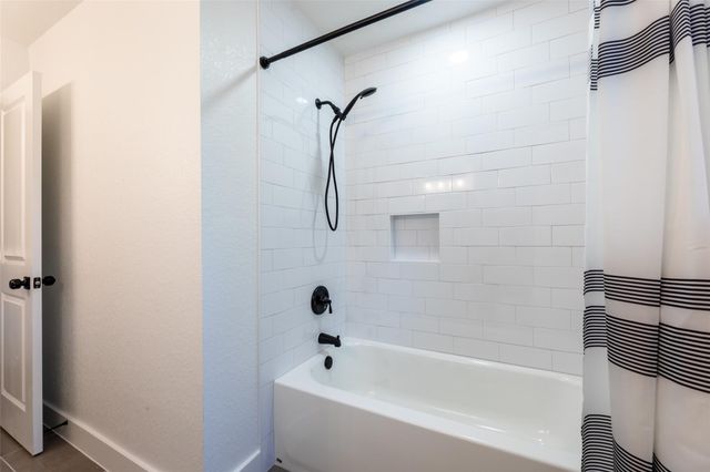 3914 Point Clear Drive, Missouri City, TX 77459