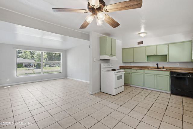 1818 SUNRISE Drive, Jacksonville, FL 32246