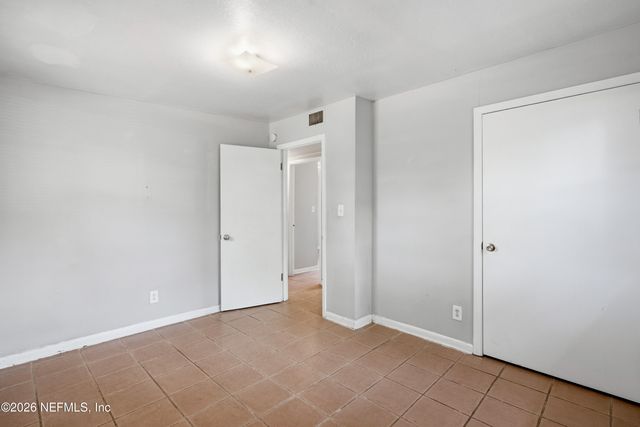 1818 SUNRISE Drive, Jacksonville, FL 32246