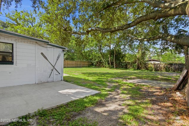 1818 SUNRISE Drive, Jacksonville, FL 32246