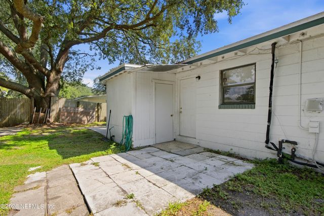 1818 SUNRISE Drive, Jacksonville, FL 32246