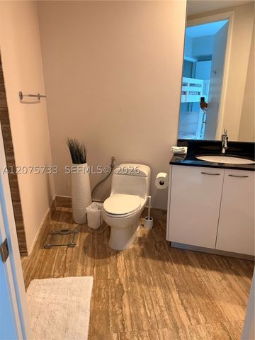 16001 SW Collins Ave 2406, Sunny Isles Beach, FL 33160