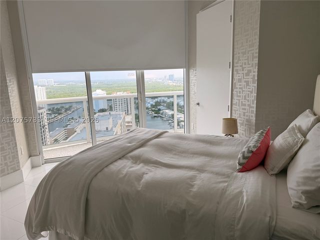 16001 SW Collins Ave 2406, Sunny Isles Beach, FL 33160