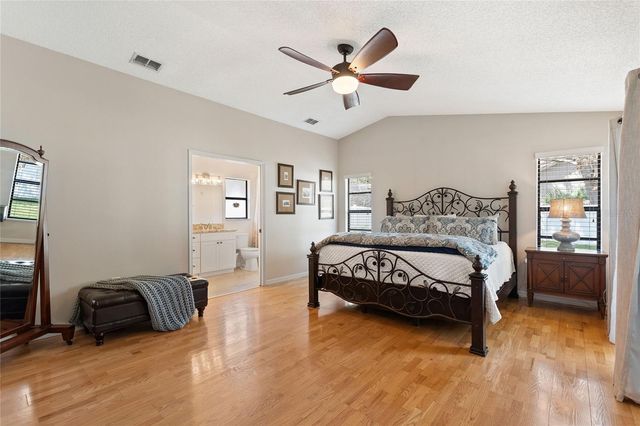 932 YELLOW ROSE DRIVE, Orlando, FL 32818