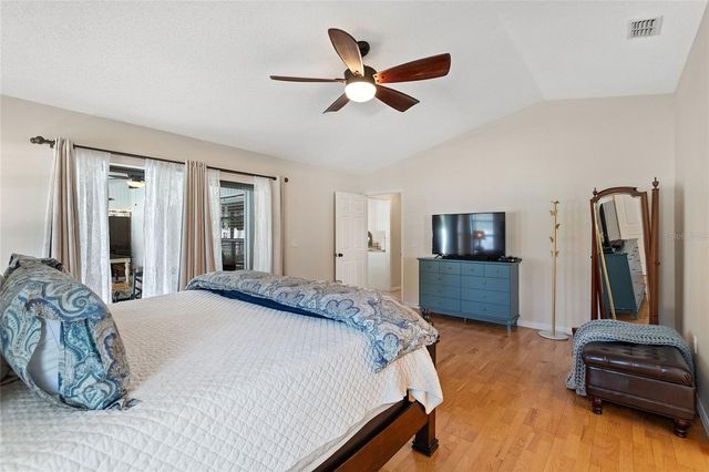 932 YELLOW ROSE DRIVE, Orlando, FL 32818