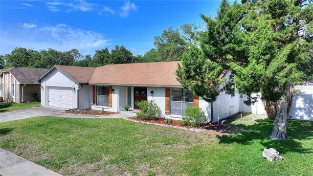 932 YELLOW ROSE DRIVE, Orlando, FL 32818