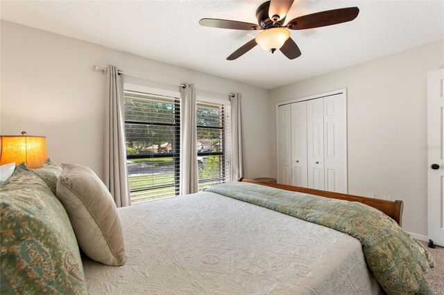 932 YELLOW ROSE DRIVE, Orlando, FL 32818