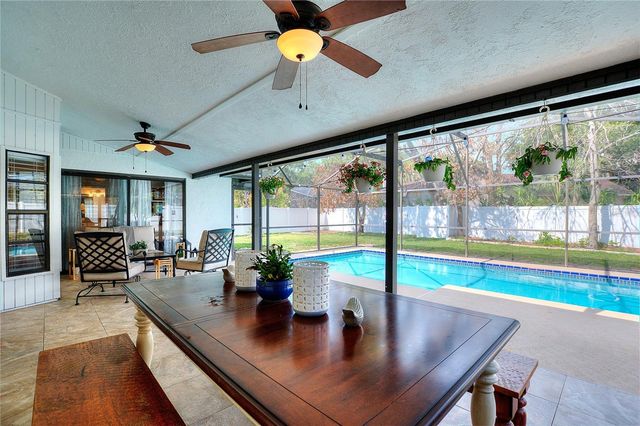 932 YELLOW ROSE DRIVE, Orlando, FL 32818