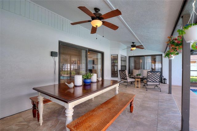 932 YELLOW ROSE DRIVE, Orlando, FL 32818