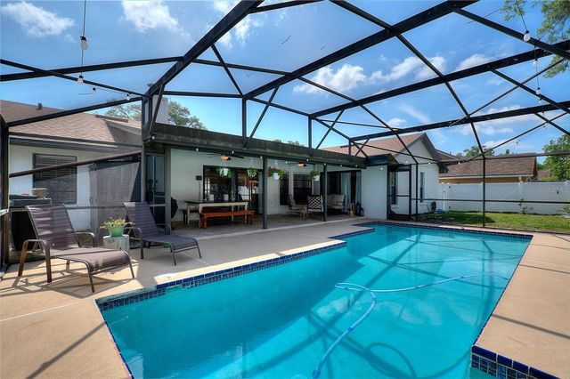 932 YELLOW ROSE DRIVE, Orlando, FL 32818