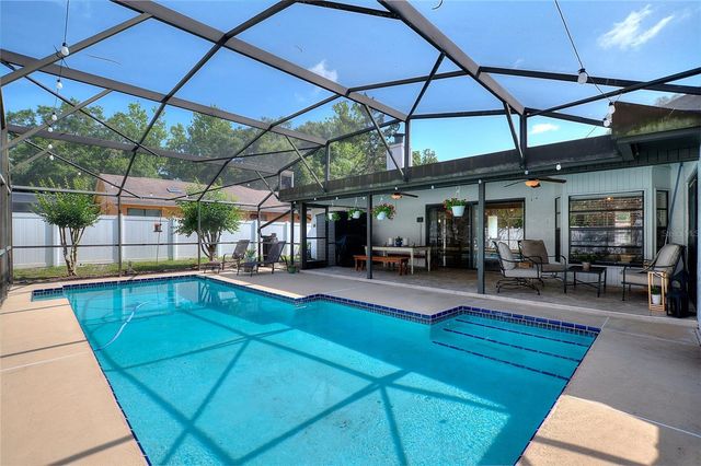 932 YELLOW ROSE DRIVE, Orlando, FL 32818