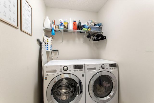 932 YELLOW ROSE DRIVE, Orlando, FL 32818