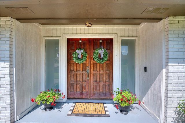 932 YELLOW ROSE DRIVE, Orlando, FL 32818