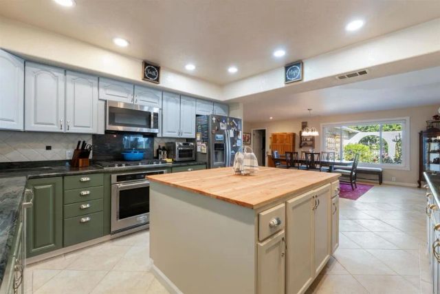3434 Los Sicomoros Lane, Fallbrook, CA 92028