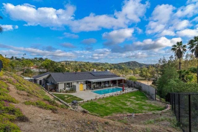 3434 Los Sicomoros Lane, Fallbrook, CA 92028