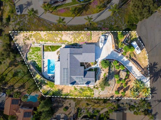 3434 Los Sicomoros Lane, Fallbrook, CA 92028