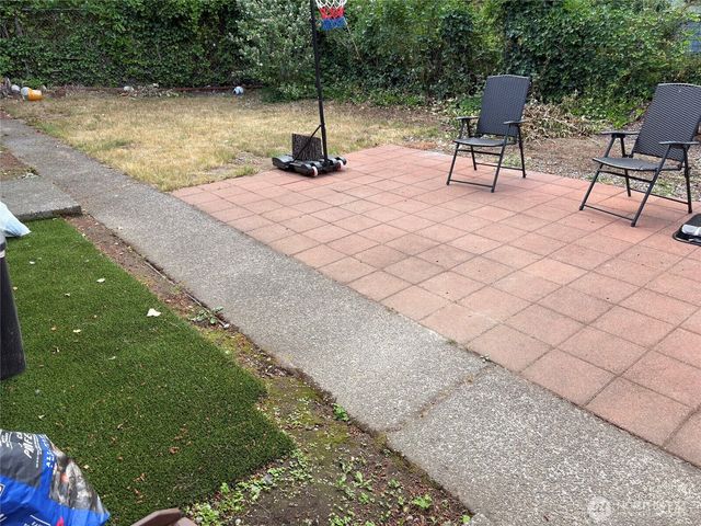 158 S 152nd Street, Burien, WA 98148