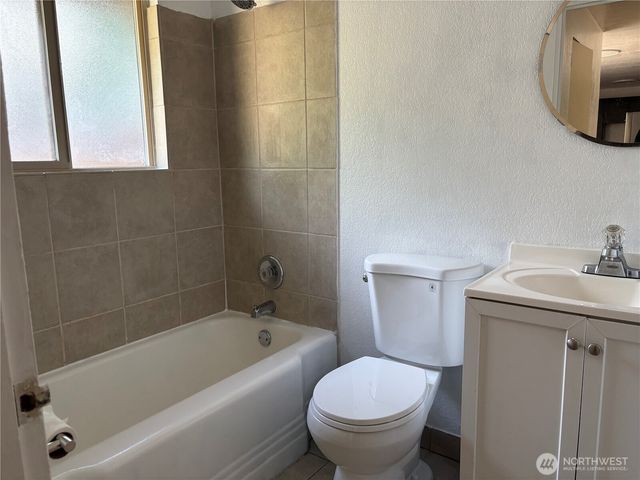 158 S 152nd Street, Burien, WA 98148