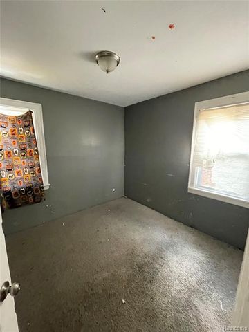 15730 Ohio Street, Detroit, MI 48238