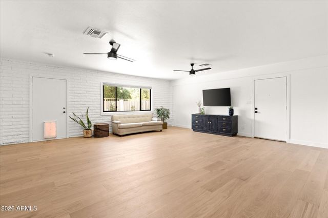 7536 N 10th Street, Phoenix, AZ 85020