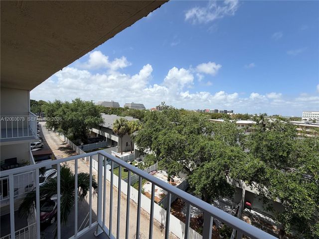 1805 Sans Souci Boulevard 526, North Miami, FL 33181