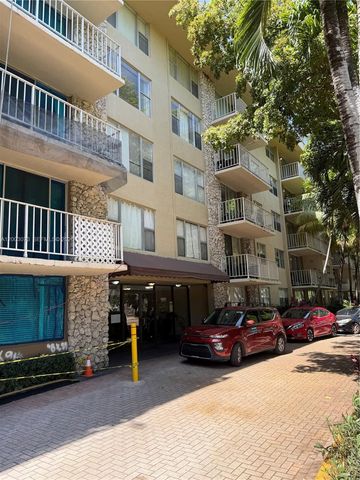 1805 Sans Souci Boulevard 526, North Miami, FL 33181