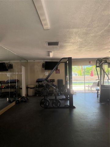 1805 Sans Souci Boulevard 526, North Miami, FL 33181
