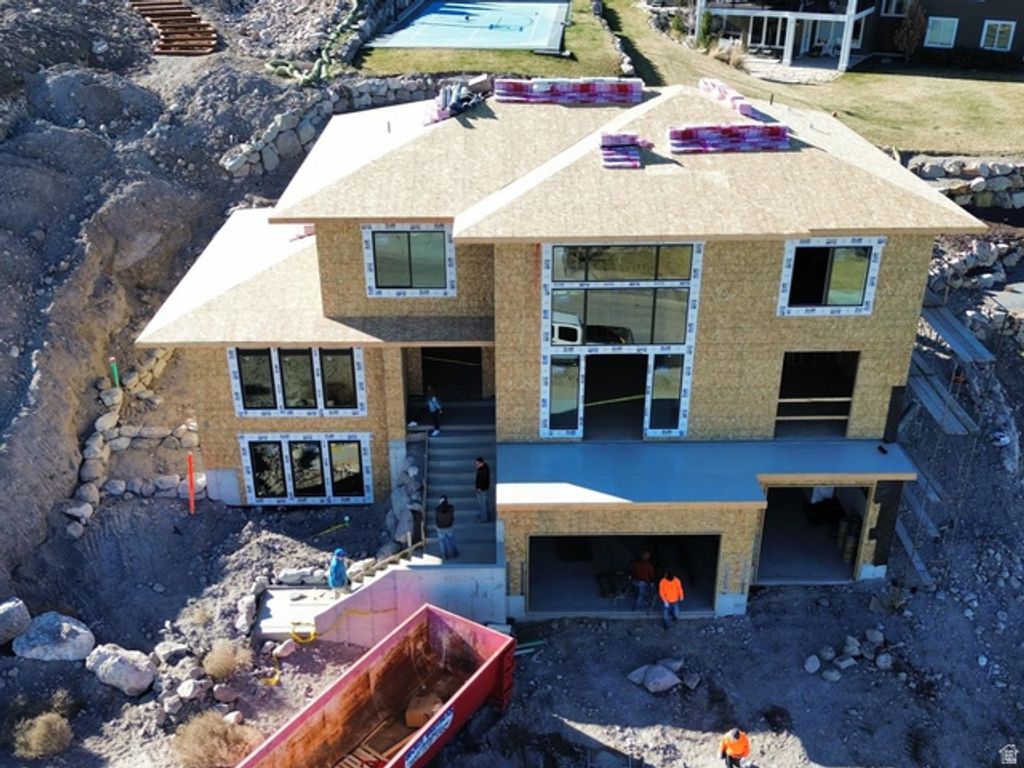 Image 3 of property listing at 6613 W WYATT DR, Herriman, UT 84096