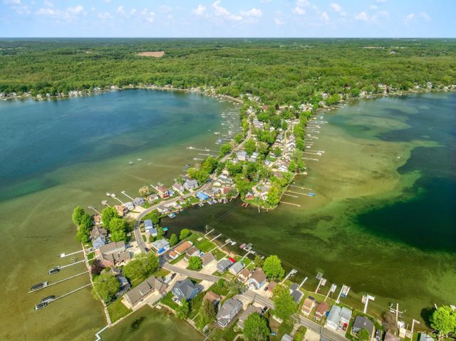 11360 W Ferndale Drive, Rollin Twp, MI 49253