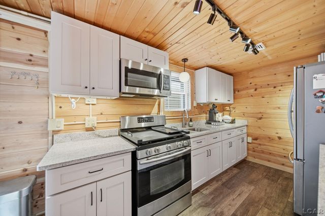 11360 W Ferndale Drive, Rollin Twp, MI 49253