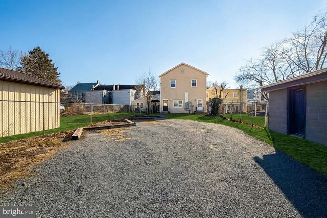 141 W HIGH ST, Gettysburg, PA 17325