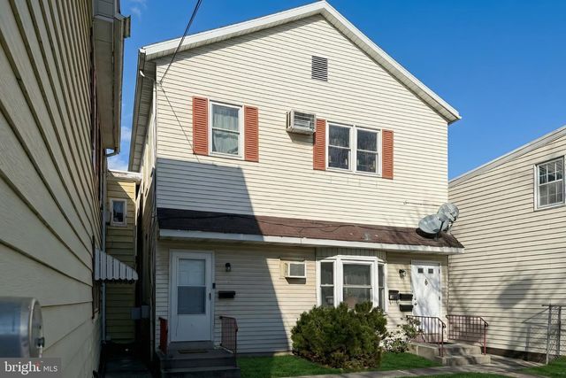 141 W HIGH ST, Gettysburg, PA 17325