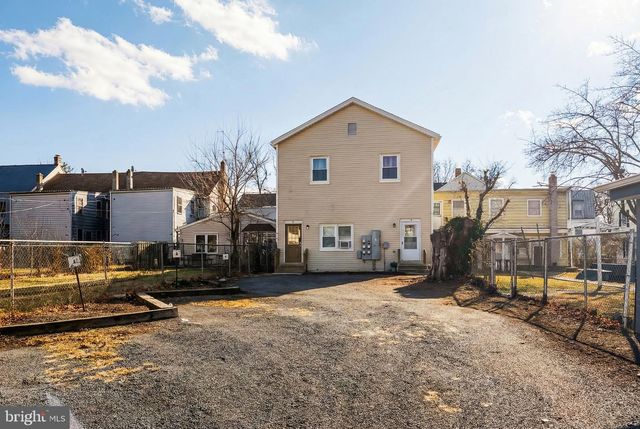 141 W HIGH ST, Gettysburg, PA 17325