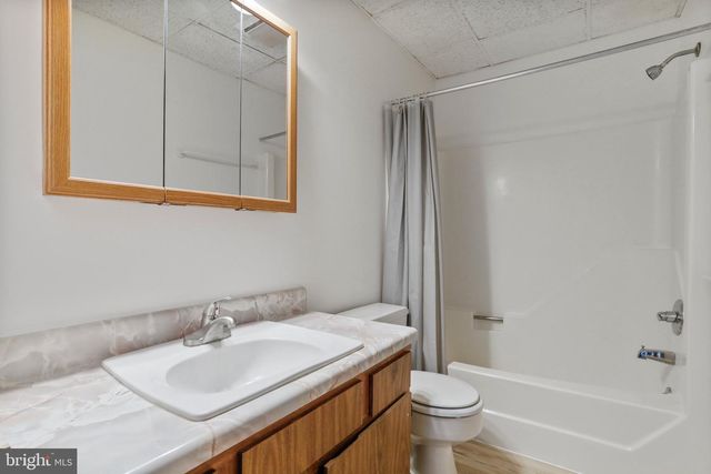 141 W HIGH ST, Gettysburg, PA 17325