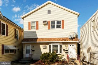 141 W HIGH ST, Gettysburg, PA 17325